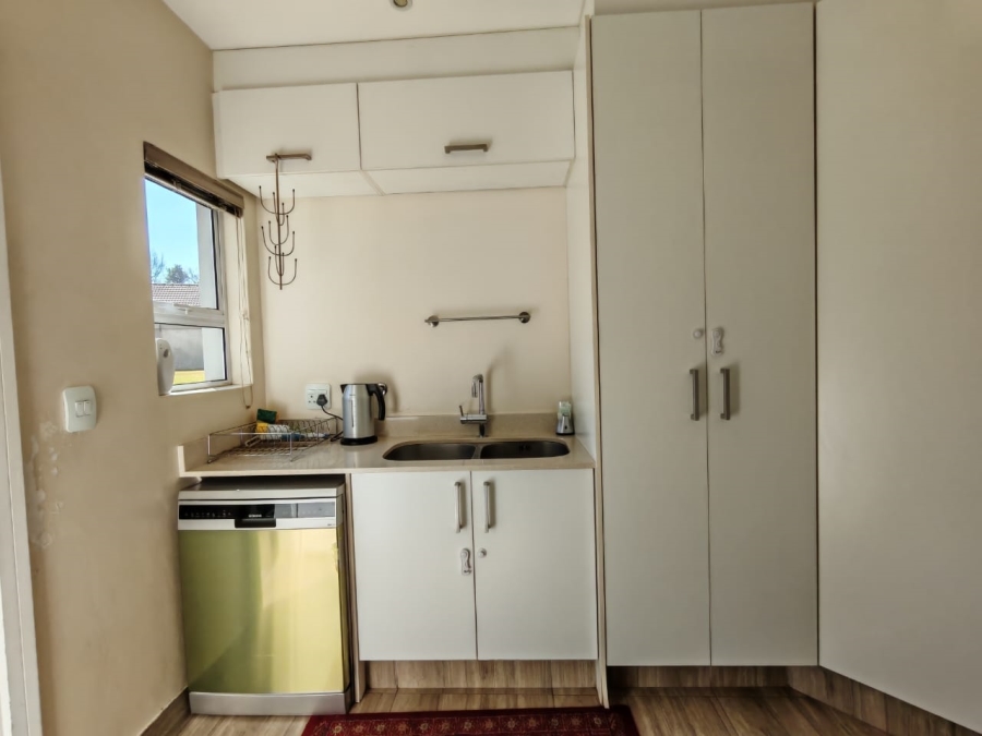 3 Bedroom Property for Sale in Three Rivers Proper Gauteng