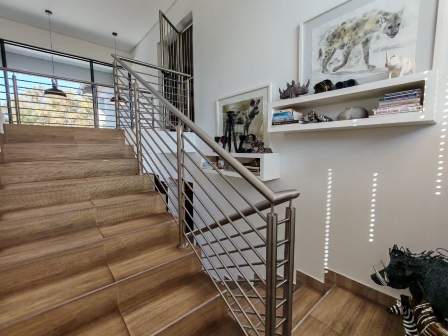 3 Bedroom Property for Sale in Three Rivers Proper Gauteng