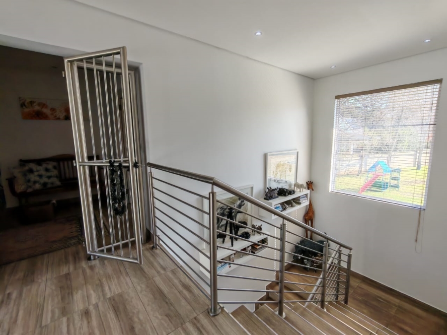 3 Bedroom Property for Sale in Three Rivers Proper Gauteng