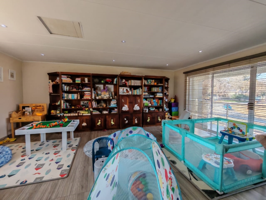 3 Bedroom Property for Sale in Three Rivers Proper Gauteng