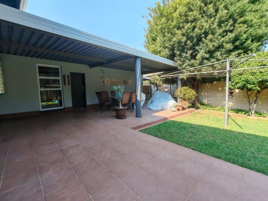3 Bedroom Property for Sale in Risiville Gauteng