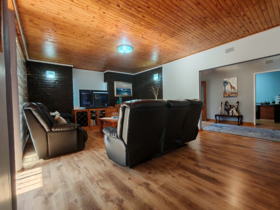 3 Bedroom Property for Sale in Risiville Gauteng