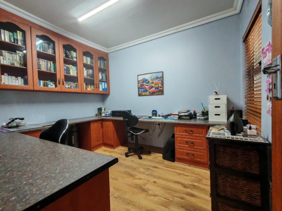 3 Bedroom Property for Sale in Risiville Gauteng