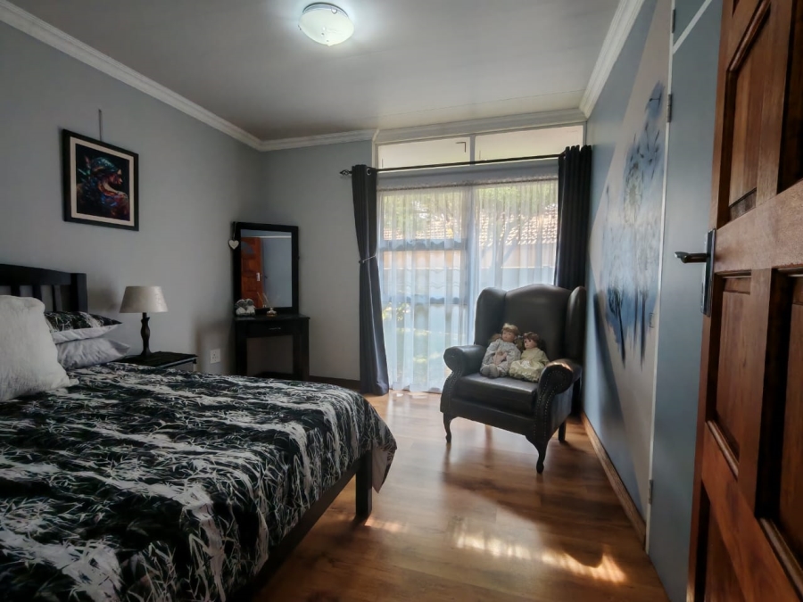 3 Bedroom Property for Sale in Risiville Gauteng