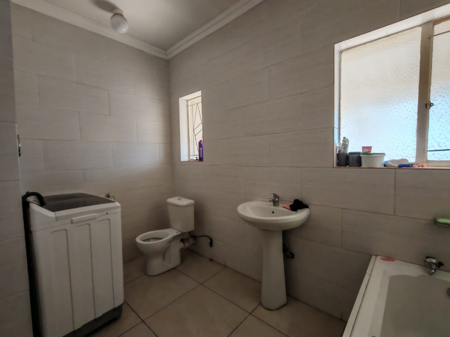 4 Bedroom Property for Sale in Risiville Gauteng