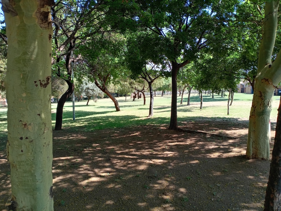 2 Bedroom Property for Sale in Allens Nek Gauteng