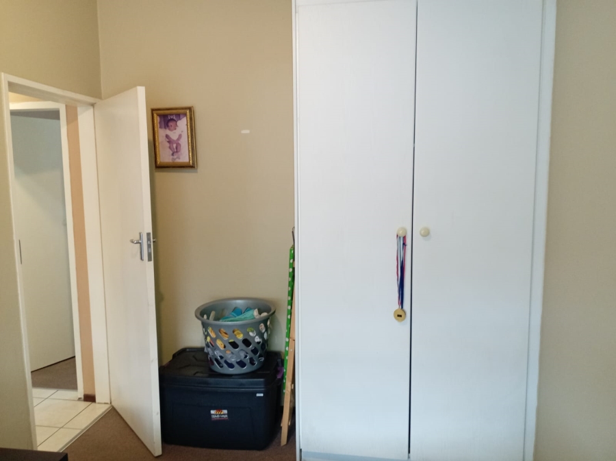 2 Bedroom Property for Sale in Ruimsig Gauteng