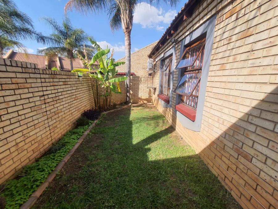 3 Bedroom Property for Sale in Vanderbijlpark SW 5 Gauteng