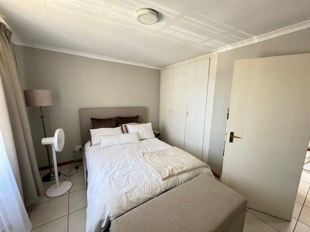 1 Bedroom Property for Sale in Olympus AH Gauteng