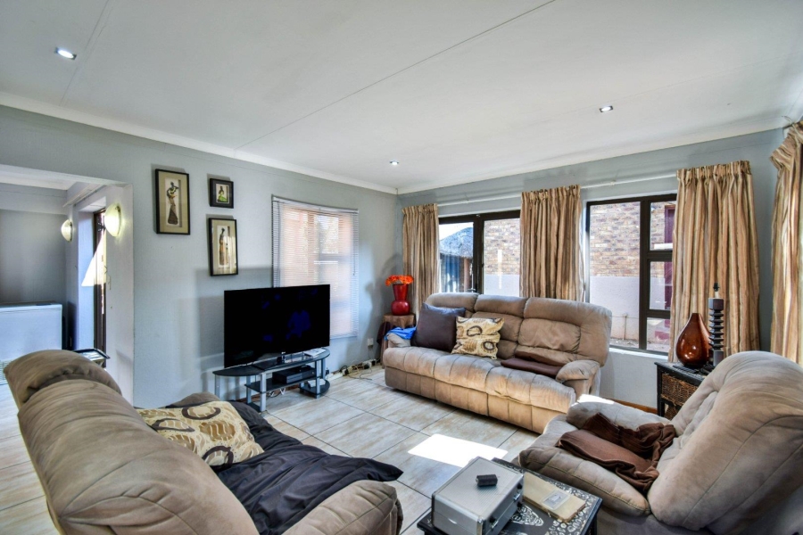 3 Bedroom Property for Sale in Moreleta Park Gauteng