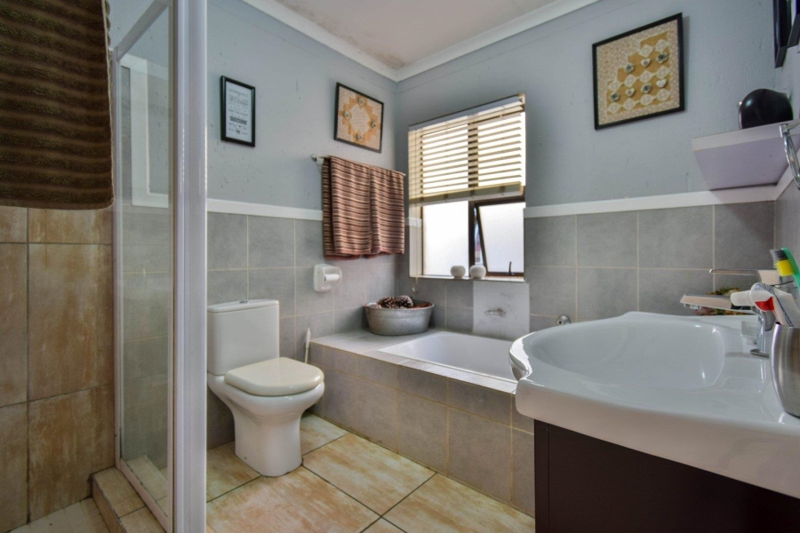 3 Bedroom Property for Sale in Moreleta Park Gauteng
