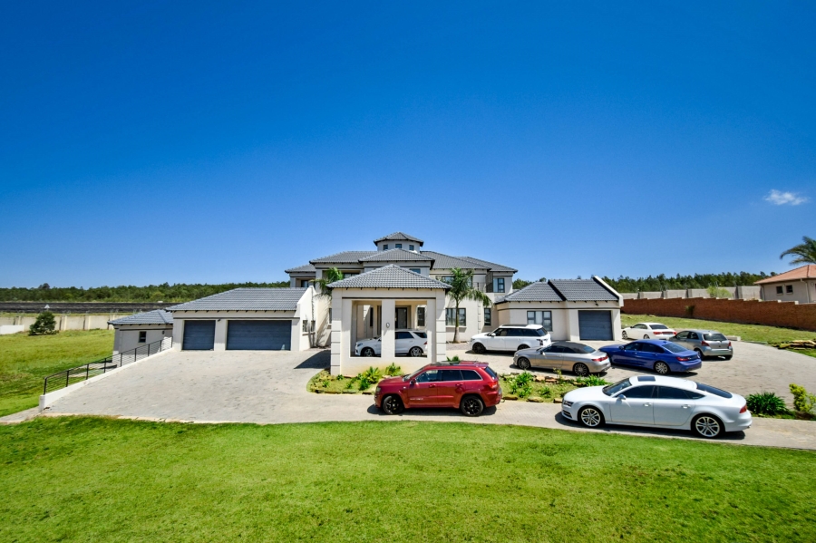6 Bedroom Property for Sale in Mooikloof Glen Gauteng