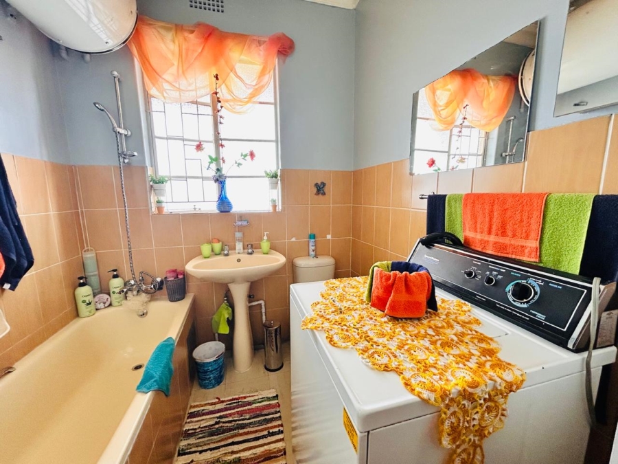 2 Bedroom Property for Sale in Springs Central Gauteng