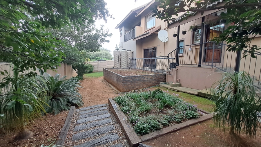4 Bedroom Property for Sale in Jordaan Park Gauteng