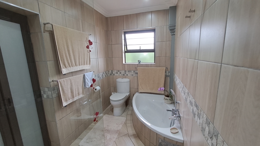 4 Bedroom Property for Sale in Jordaan Park Gauteng