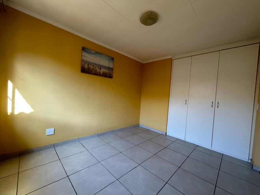 To Let 2 Bedroom Property for Rent in Andeon Gauteng