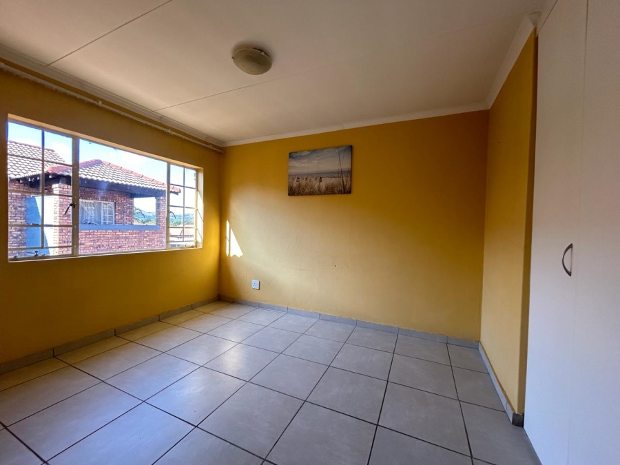 To Let 2 Bedroom Property for Rent in Andeon Gauteng