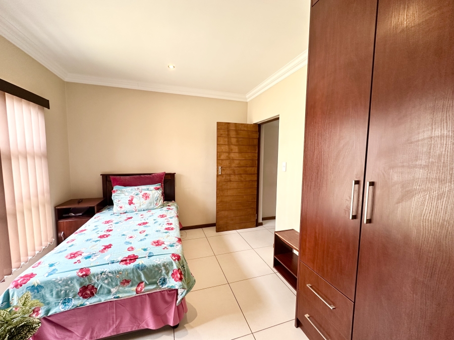 4 Bedroom Property for Sale in Thatchfield Estate Gauteng