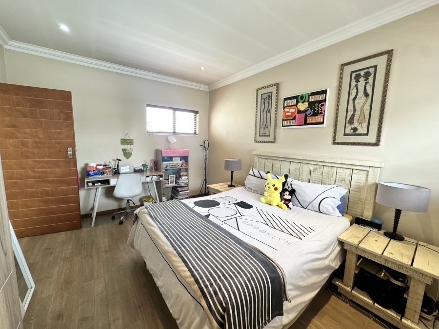 4 Bedroom Property for Sale in Thatchfield Estate Gauteng
