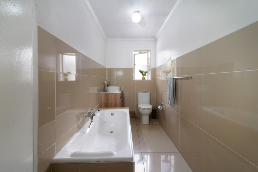 2 Bedroom Property for Sale in Radiokop Gauteng