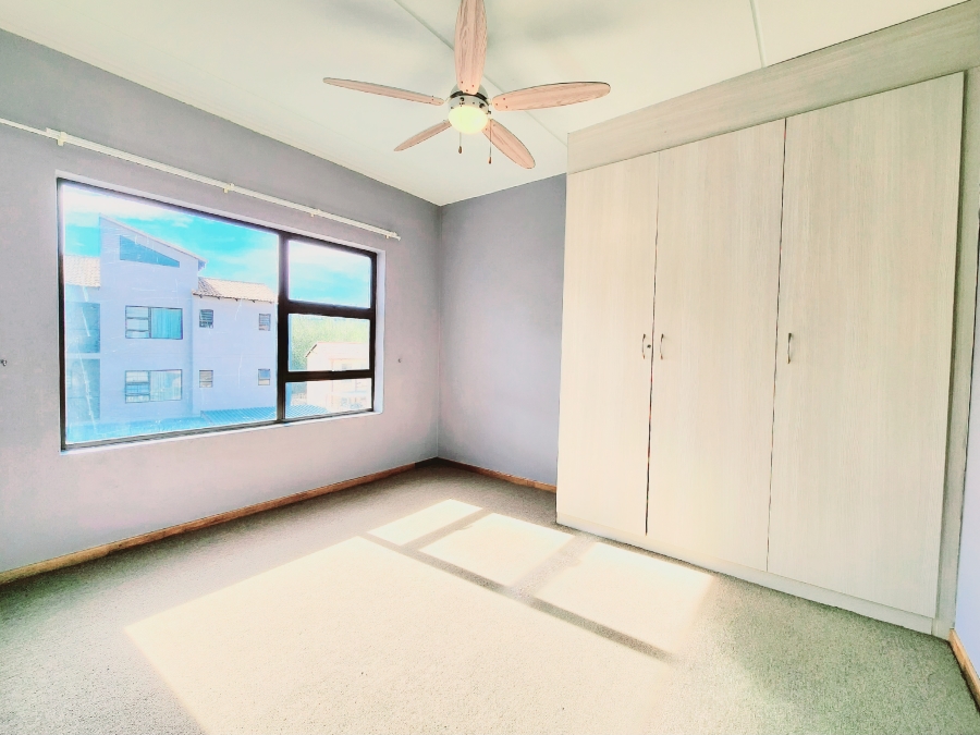 2 Bedroom Property for Sale in Honeydew Grove Gauteng