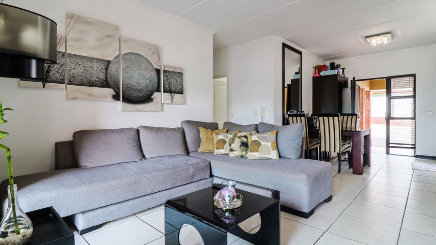 2 Bedroom Property for Sale in Glenvista Gauteng
