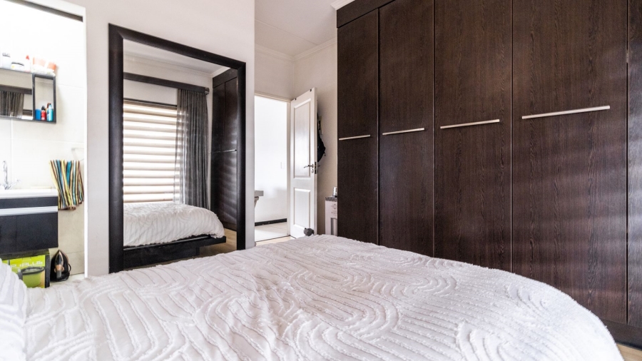 2 Bedroom Property for Sale in Glenvista Gauteng