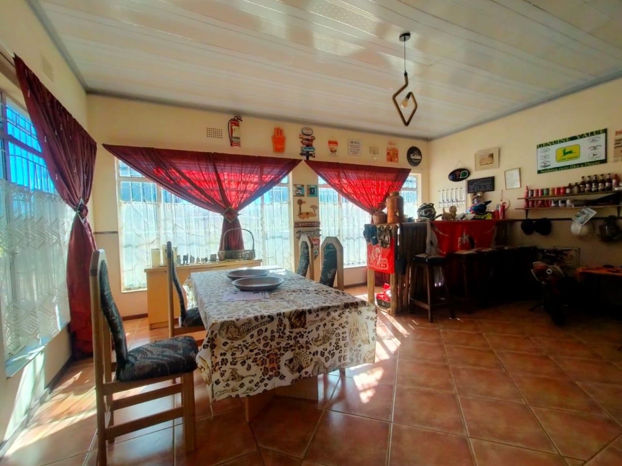 4 Bedroom Property for Sale in Middelvlei A H Gauteng