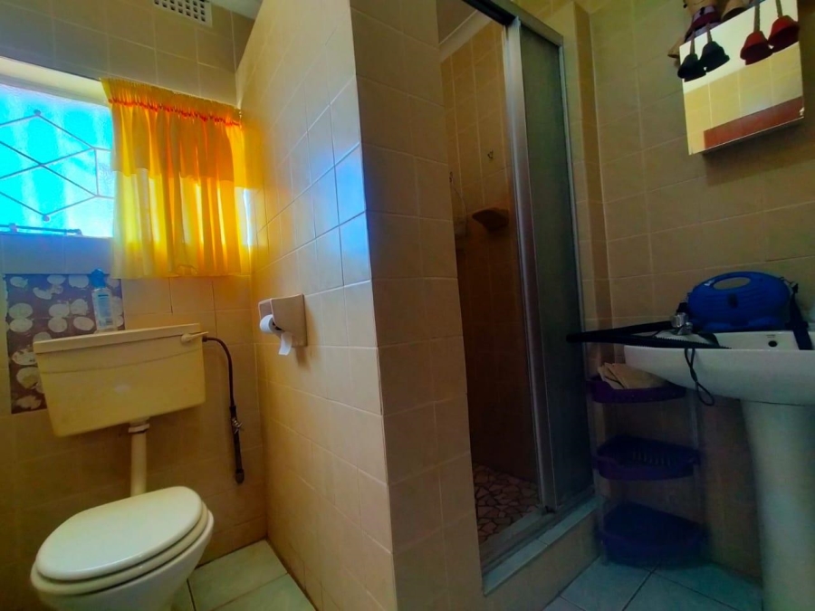 4 Bedroom Property for Sale in Middelvlei A H Gauteng