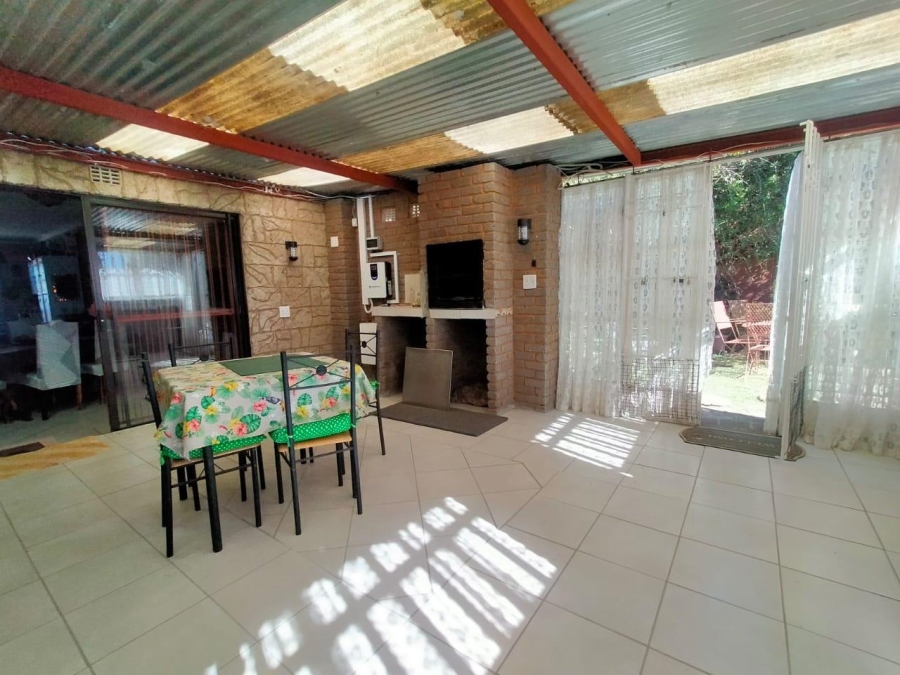 4 Bedroom Property for Sale in Middelvlei A H Gauteng