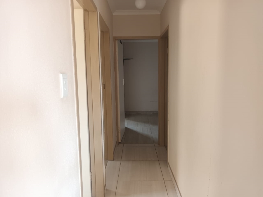 3 Bedroom Property for Sale in Rosslyn Gauteng