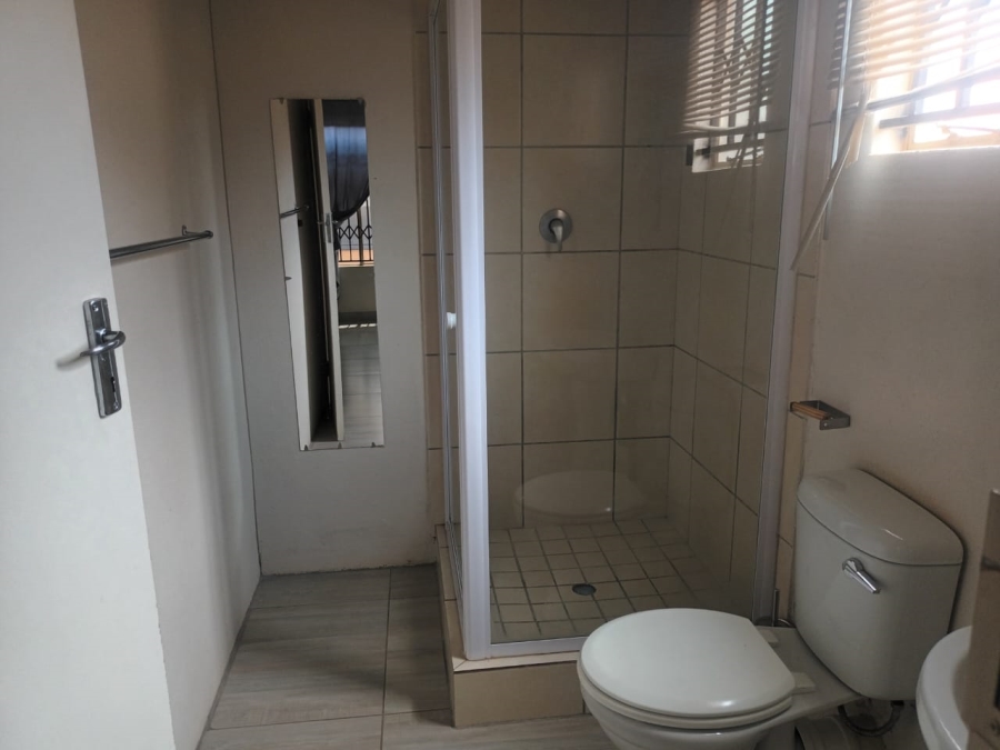 3 Bedroom Property for Sale in Rosslyn Gauteng