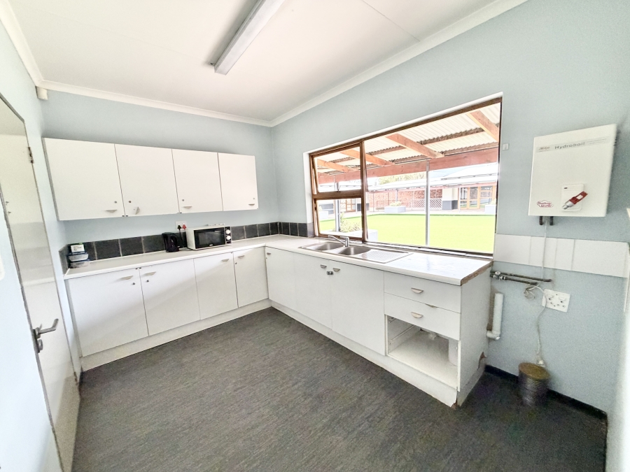 Commercial Property for Sale in Midridge Park Gauteng