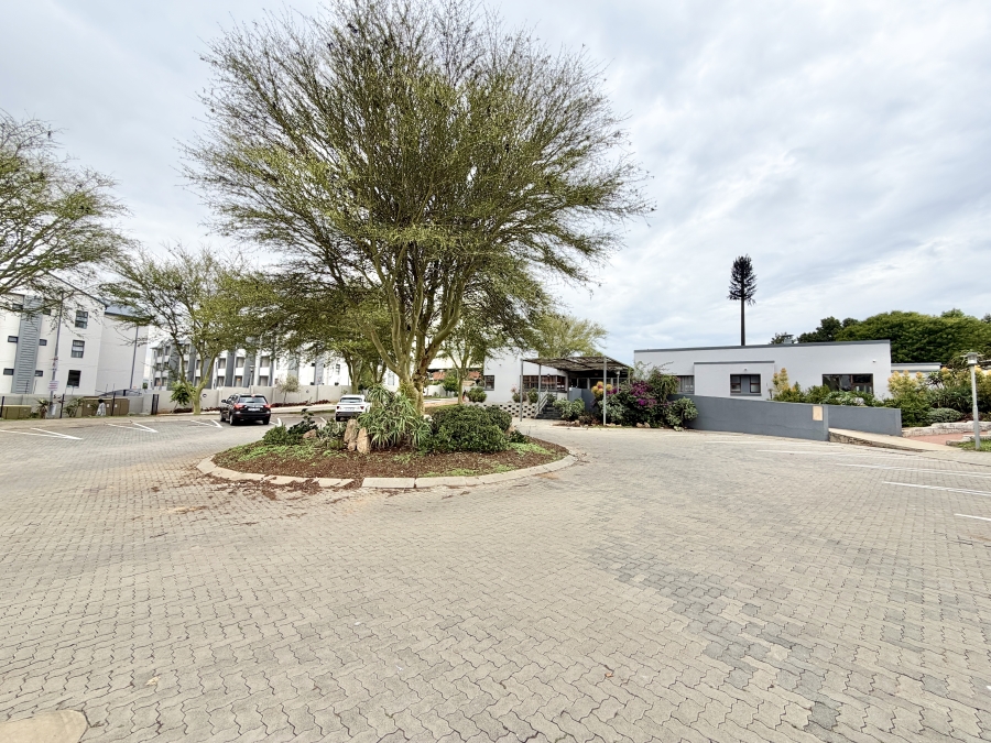 Commercial Property for Sale in Midridge Park Gauteng