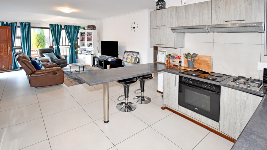 2 Bedroom Property for Sale in Kyalami Gauteng