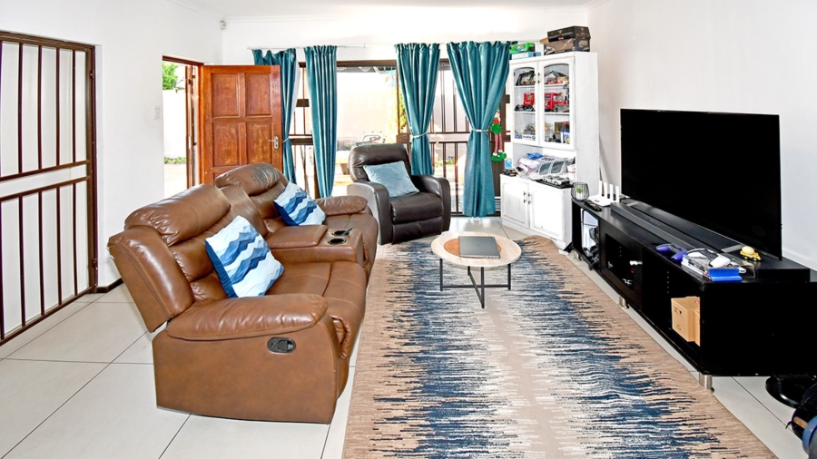 2 Bedroom Property for Sale in Kyalami Gauteng