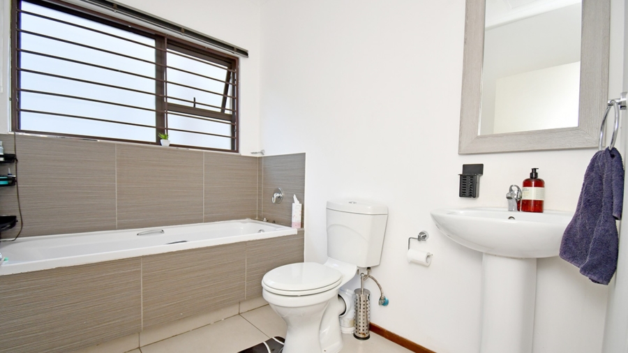 2 Bedroom Property for Sale in Kyalami Gauteng