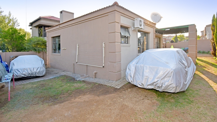 2 Bedroom Property for Sale in Kyalami Gauteng