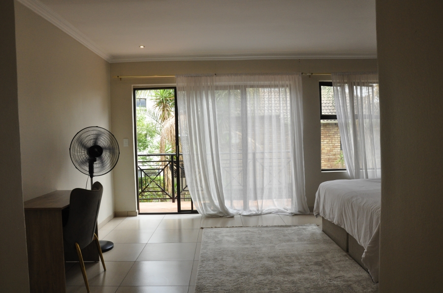 5 Bedroom Property for Sale in Beverley Gauteng