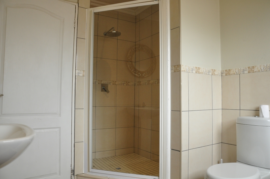 5 Bedroom Property for Sale in Beverley Gauteng