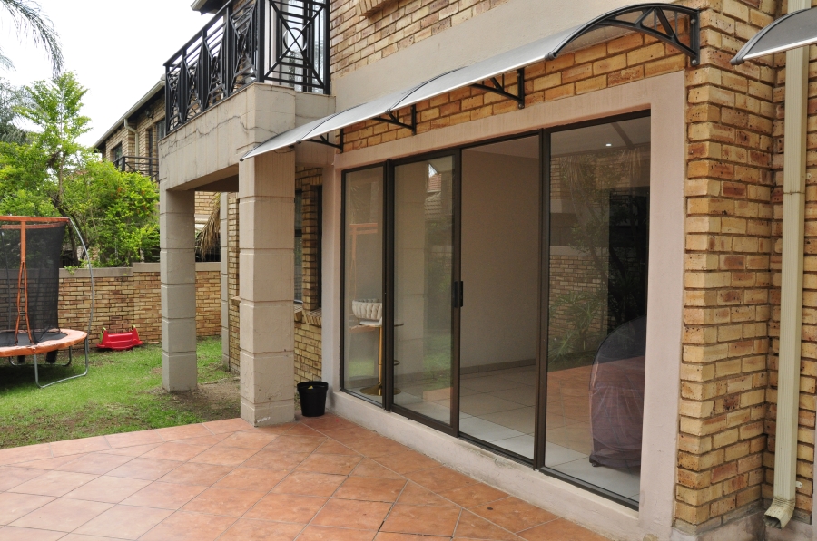 5 Bedroom Property for Sale in Beverley Gauteng