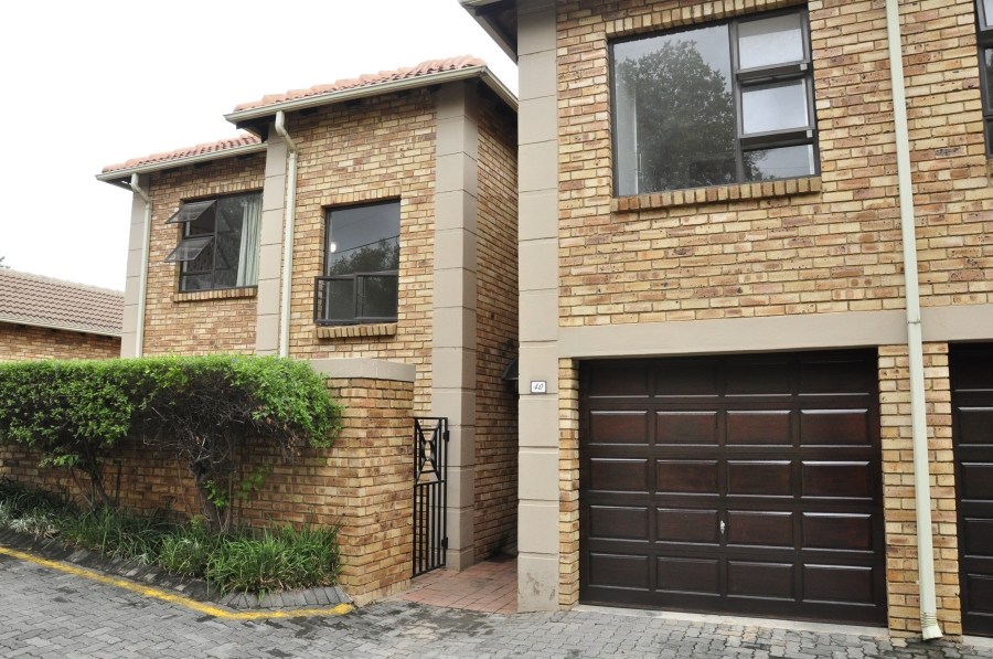 5 Bedroom Property for Sale in Beverley Gauteng
