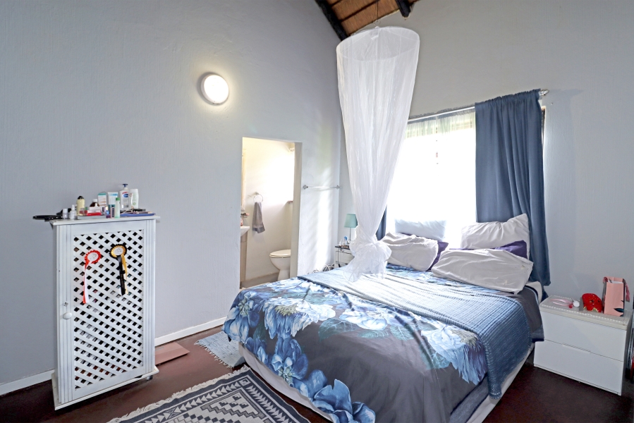 3 Bedroom Property for Sale in Randjesfontein A H Gauteng