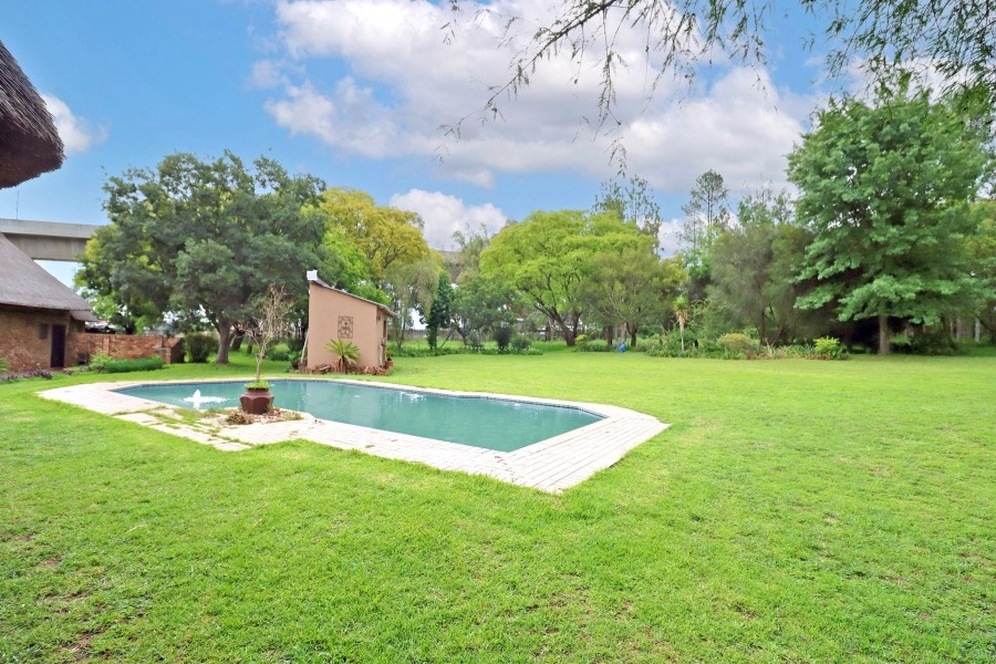 3 Bedroom Property for Sale in Randjesfontein A H Gauteng