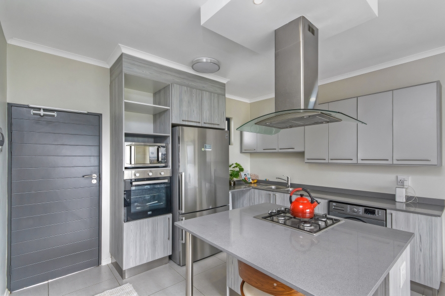 2 Bedroom Property for Sale in Carlswald Gauteng