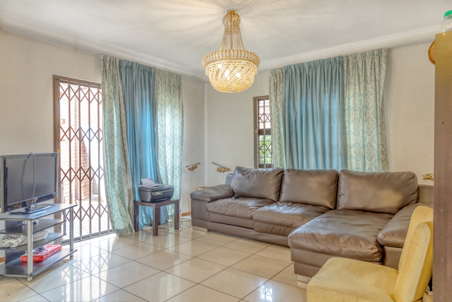 4 Bedroom Property for Sale in North Riding Gauteng