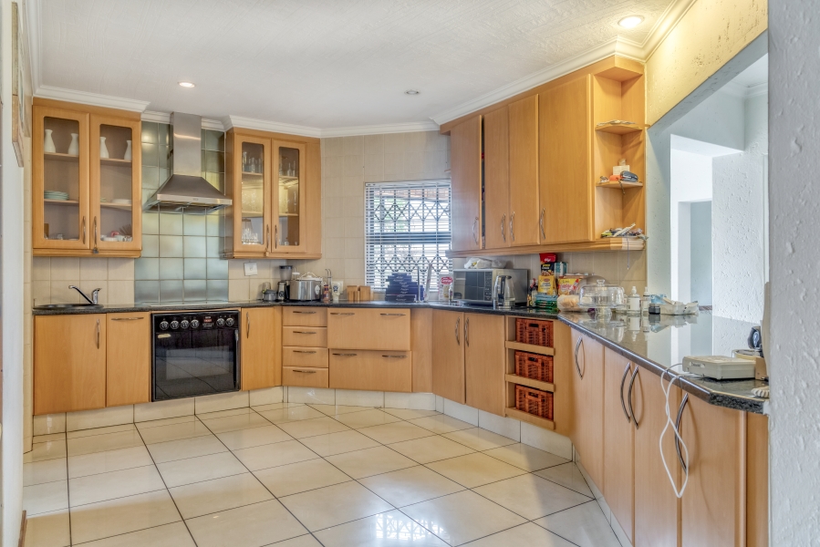 4 Bedroom Property for Sale in North Riding Gauteng