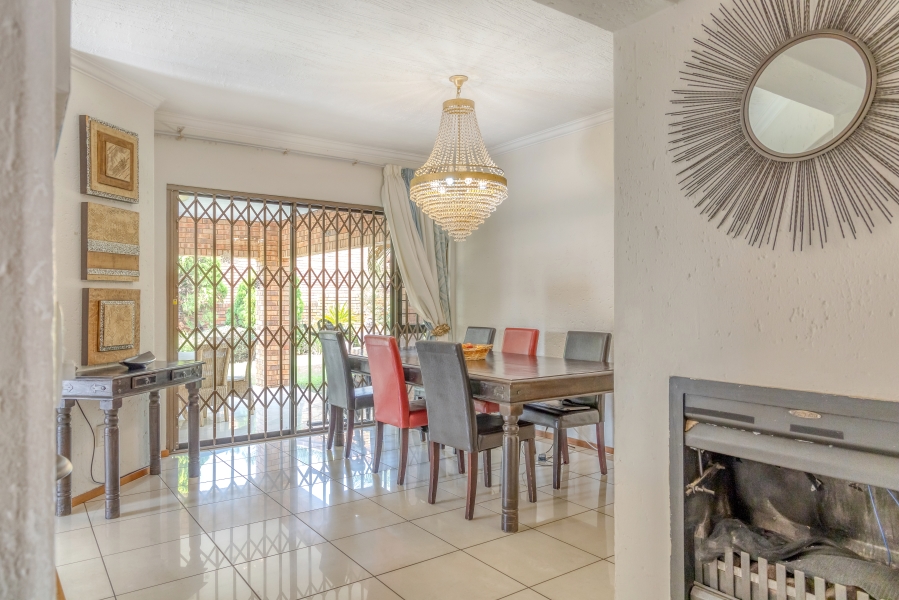 4 Bedroom Property for Sale in North Riding Gauteng