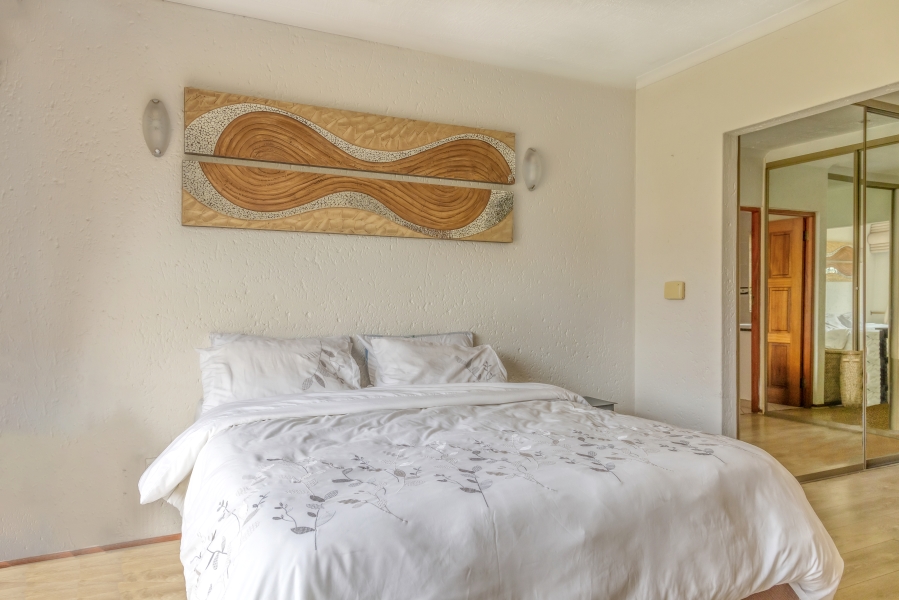 4 Bedroom Property for Sale in North Riding Gauteng