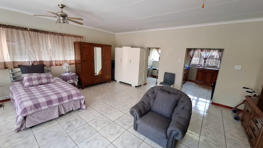 5 Bedroom Property for Sale in Fochville Gauteng